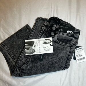kendall & kylie black distressed jeans with holes